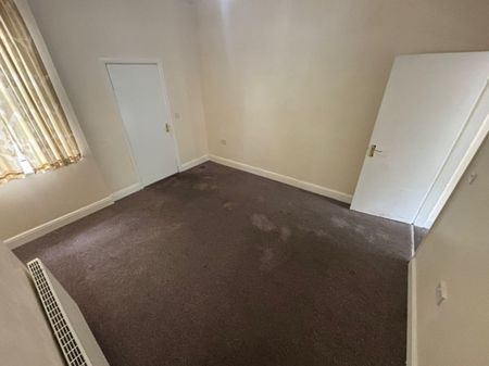 2 bed Terraced - To Let - Photo 5