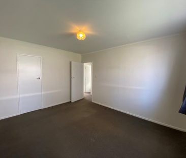 Clouston Park Living - Photo 3
