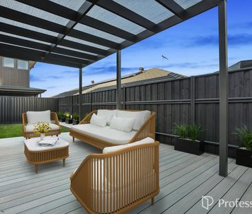 Brand New Luxury & Contemporary Home in Prime Location - Photo 4