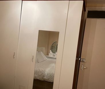 Room in a Shared House, Holmshaw Close, SE26 - Photo 3