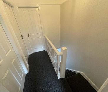 193 Connsbrook Avenue, Belfast, BT4 1JY - Photo 2