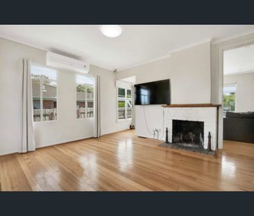 5 AVALON AVENUE, Broadmeadows, Vic 3047 - Photo 5