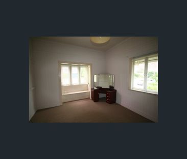 3/37 Sellheim Street, Grange, Qld 4051 - Photo 3