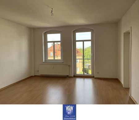 WunderschÃ¶ne Wohnung mit groÃem Balkon und Tageslichtbad in Pirna! - Photo 3