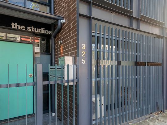 Studio Apartment in the Heart of Darlington - Photo 1