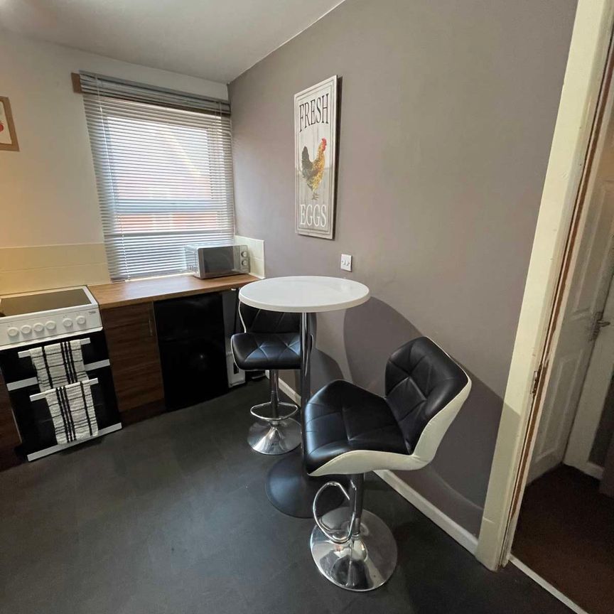 mini HMO room 2 - Photo 1
