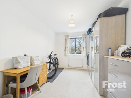 High Street, Feltham,TW13 - Photo 2