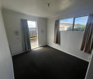 Springvale Family Home - Photo 5