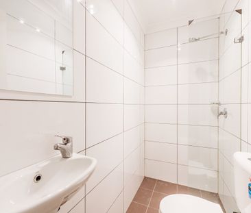 1/64 Womerah Avenue, Darlinghurst NSW 2010 - Apartment For Rent | D... - Photo 2