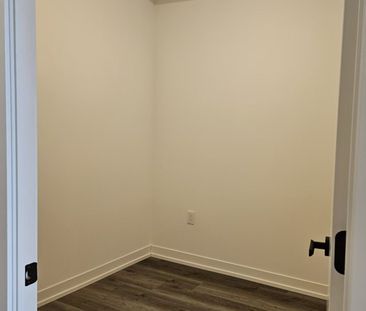 For Lease - 8 Interchnage Way Unit# 1010, Vaughan, Ontario - Photo 1