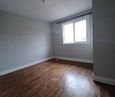 For Lease - 100 Oakdale Drive, Oakville, Ontario - Photo 4