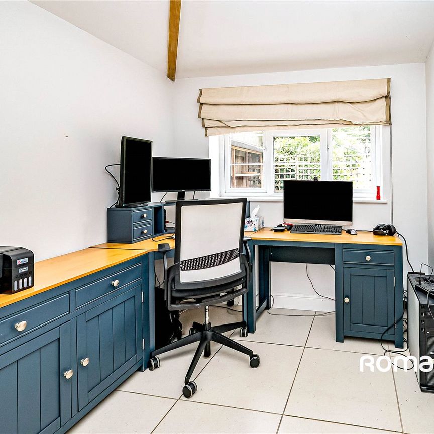 4 bedroom house to rent - Photo 1