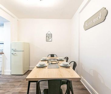 2 bedroom terraced house to rent - Photo 4