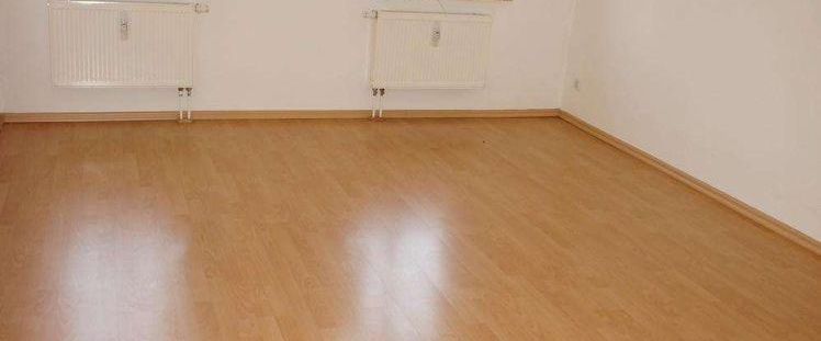 Frei ab 1.4.26 - 3. OG+ Bad mit Wanne + Schlafzi. zum Innenhof - Foto 1