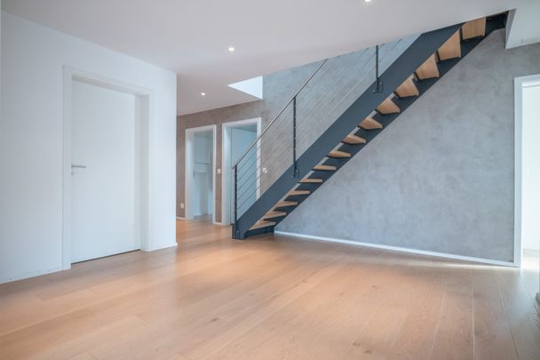 Traumhafte 4.5-Zimmer-Maisonettewohnung mit luxuriösem Wohnkomfort - Photo 1