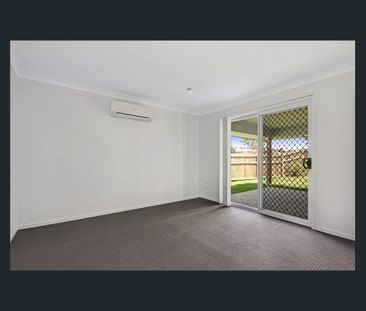 Stunning Family Home in Victoria Point - Photo 6