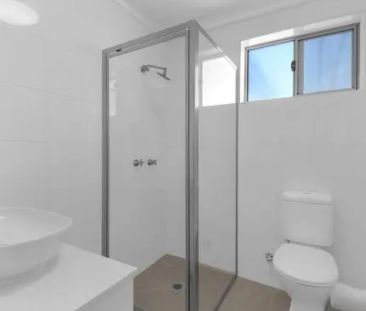 Modern - Great Location - Quiet Street - Photo 5