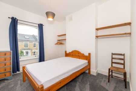 3 Bed Flat, Kellett Road, SW2 - Photo 2