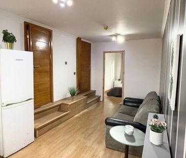 Bedsit, Paddock Road, NW2 - Photo 3