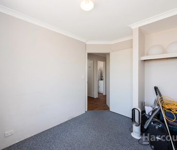 Spacious & Well-Maintained 3x2 Home in a great location - Photo 4