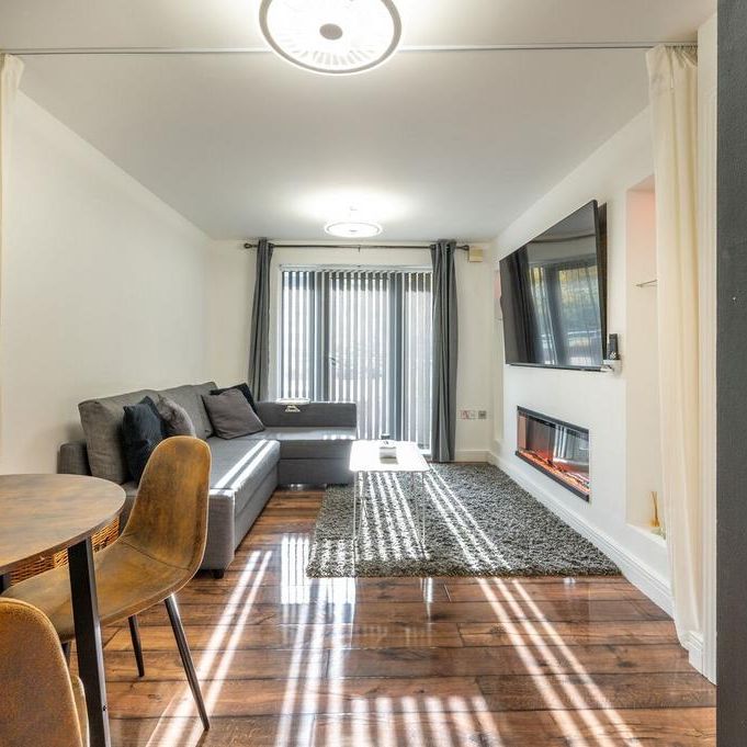 1 bedroom flat to rent - Photo 1