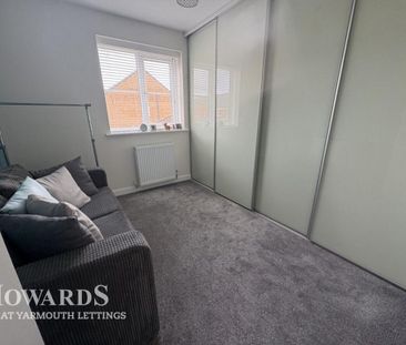 3 bedroom detached house to rent - Photo 3