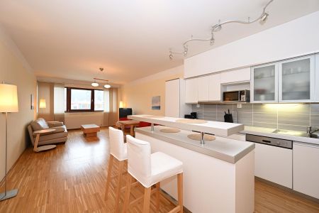 Apartment for rent, 2+kk - 1 bedroom, 77m - Photo 5