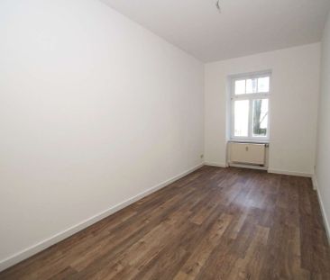 teilsanierte 2 Raumwohnung in Schönefeld! - Photo 2