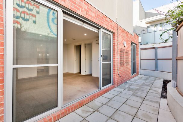 185 Geelong Road, Seddon - Photo 1
