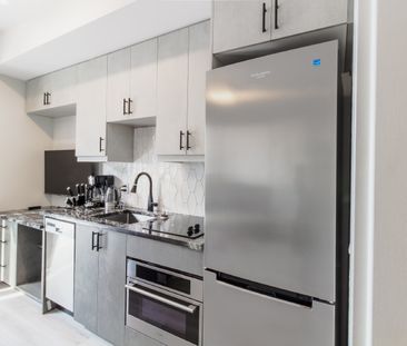 92 Hinton Avenue North - 606 - Photo 2