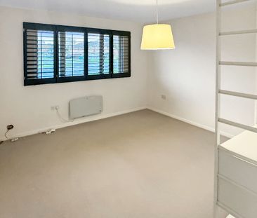 Sparrows Croft Road, Rendlesham, Woodbridge - Photo 3