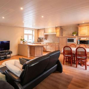 Appartement te huur in Brugge voor € 850 met 1 slaapkamer - Photo 2
