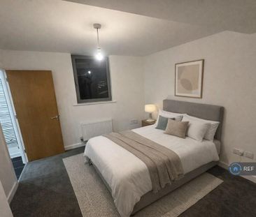 2 bedroom flat to rent - Photo 3