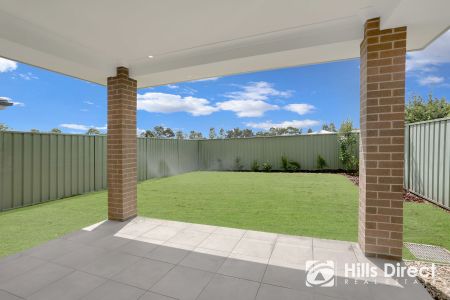 Large Family Home - Photo 4