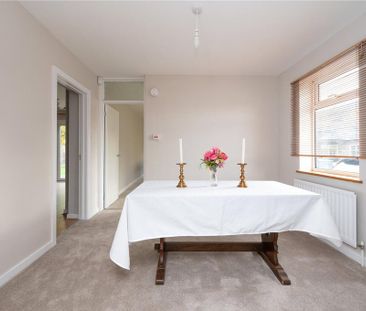 5 bedroom semi-detached house to rent - Photo 4