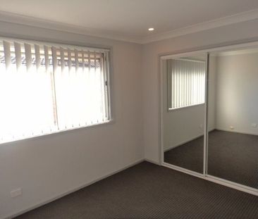 Two-Bedroom Villa in a Convenient Location - Photo 6