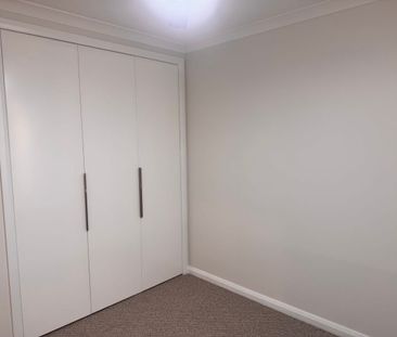 Three Bedroom Home Located In Pinnacle Estate - Photo 3