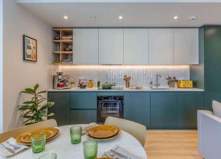 Knight Frank are delighted to present The Maple, a brand new BTR development in the up-and-coming Brent Cross town. A selection of studios,1,2, 3 & 4 bed apartments. - Photo 5