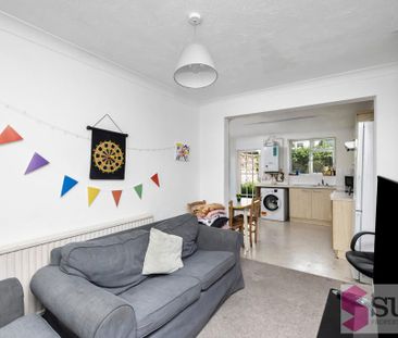 3 bedroom terraced house to rent - Photo 5