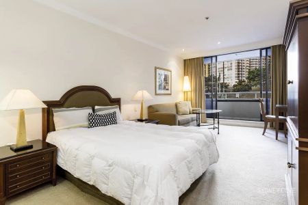 “OVERSIZED STUDIO APARTMENT | Furnished” - Photo 3