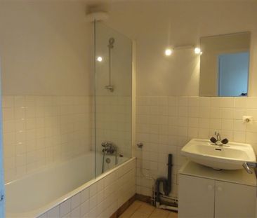 Location Appartement 1 pièce Meublé 34m² LE CREUSOT 71200 - Photo 4