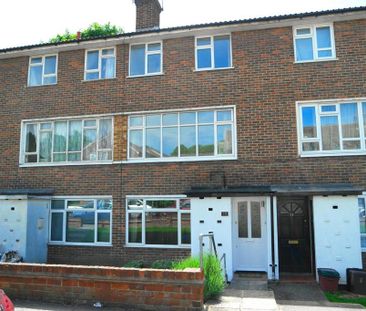 2 bedroom maisonette to rent - Photo 6