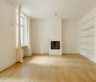 Appartement te huur in Ukkel voor € 3.250 met 3 slaapkamers - Foto 2