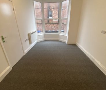 Auckland Road, DONCASTER - Photo 1