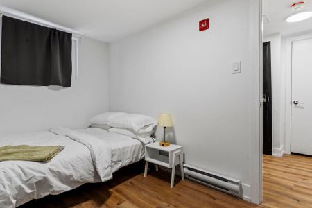 For Lease - 610 King Street Unit# 14, Hamilton, Ontario - Photo 2