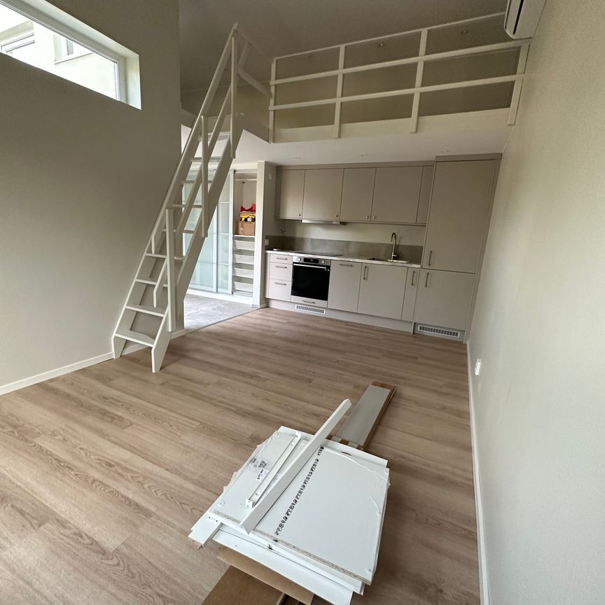 Kometvägen, Järfälla - Foto 1