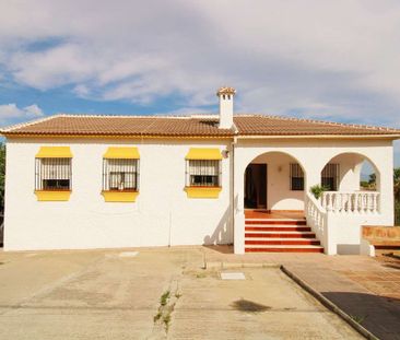 5 room luxury Villa for rent in Alhaurín de la Torre, Andalusia - Foto 3
