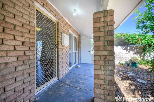 6 Leo Place, Rockingham WA 6168 - Photo 1