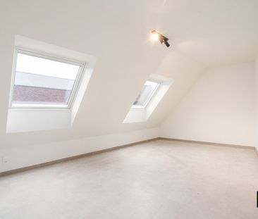 Nieuwbouw duplexappartement met drie slaapkamers te huur in Merendree - Photo 2