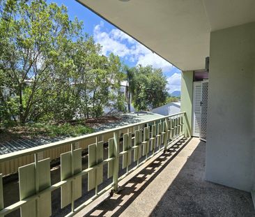 INNER CITY LIVING!!! - Photo 2